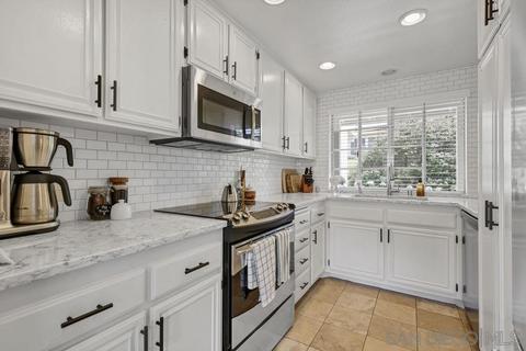 1758 Edgefield Ln, Encinitas, CA 92024 photo 1