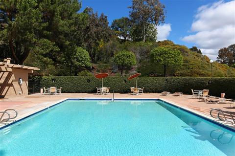 2279 Caminito Cabala, La Jolla, CA 92037 photo 19