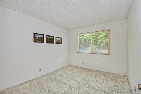 1630 Boulder Creek Rd, Oceanside, CA 92056 photo 16