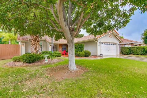 9573 Leyendekker Ct, Lakeside, CA 92040 photo 2