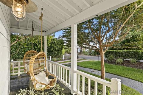 1441 Crest Dr, Encinitas, CA 92024 photo 2