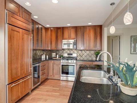 883 Candlelight Pl, La Jolla, CA 92037 photo 12