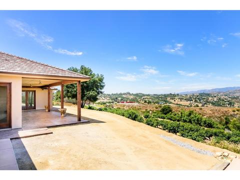 1402 Riverview Dr, Fallbrook, CA 92028 photo 21