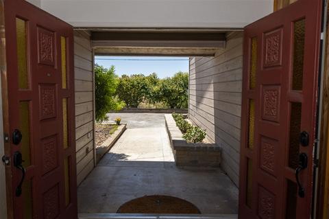 9569 Montemar Dr, Spring Valley, CA 91977 photo 6