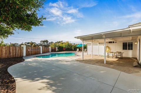 3011 Camarillo, Oceanside, CA 92056 photo 16