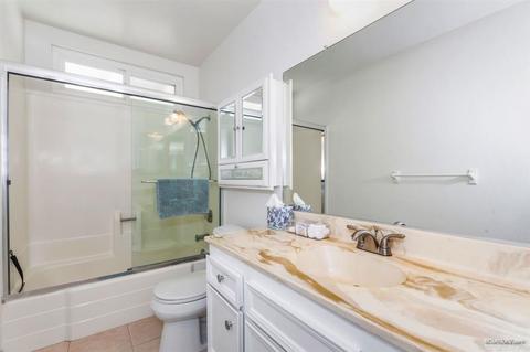 3011 Camarillo, Oceanside, CA 92056 photo 10
