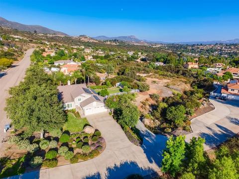 2421 Victoria Cir, Alpine, CA 91901 photo 2