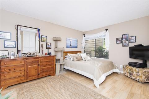 1087 Shadowridge Dr #111, Vista, CA 92081 photo 17