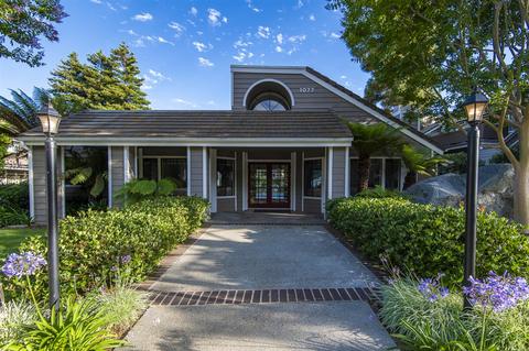 1087 Shadowridge Dr #111, Vista, CA 92081 photo 18
