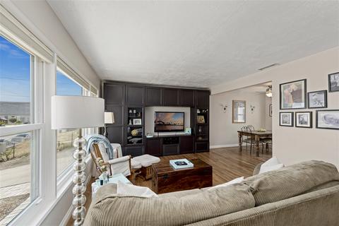 857 Grant Ave, El Cajon, CA 92020 photo 4