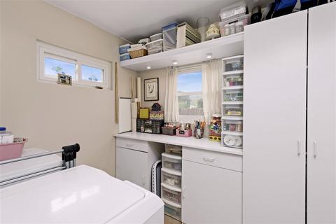 857 Grant Ave, El Cajon, CA 92020 photo 10