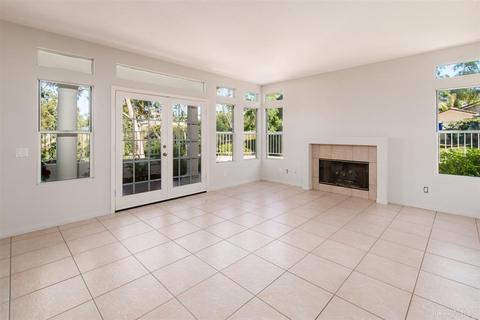369 Justina Dr, Oceanside, CA 92057 photo 12