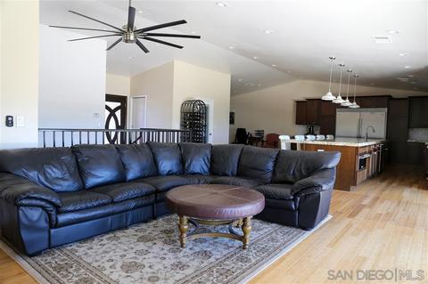 1739 Hunsaker St, Oceanside, CA 92054 photo 10
