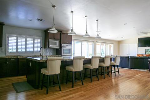 1739 Hunsaker St, Oceanside, CA 92054 photo 8