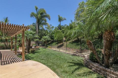 6722 Blue Point Dr, Carlsbad, CA 92011 photo 25
