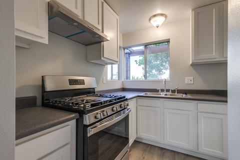 4729 Sunrise Rdg, Oceanside, CA 92056 photo 6