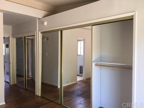 916 Crescent Dr, Vista, CA 92084 photo 6