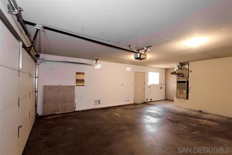 1154 Erin Dr, El Cajon, CA 92020 photo 2