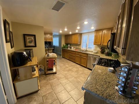 9209 Lakeview Ter, Lakeside, CA 92040 photo 8