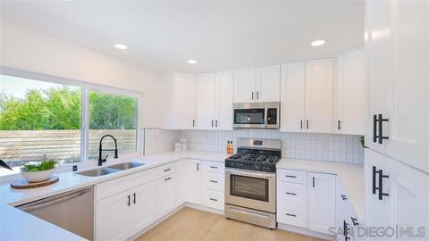 2083 Farrington Dr, El Cajon, CA 92020 photo 5