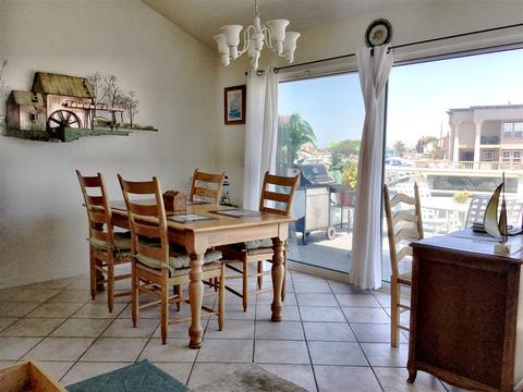 2211 Jamestown Ln, Oxnard, CA 93035 photo 14