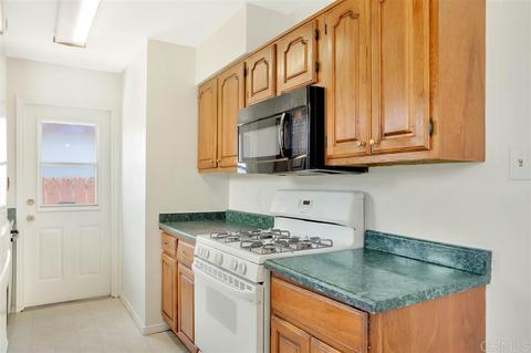 2637 Davis Ave, Carlsbad, CA 92008 photo 12
