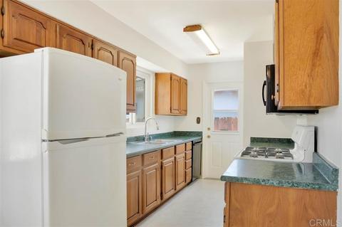 2637 Davis Ave, Carlsbad, CA 92008 photo 11