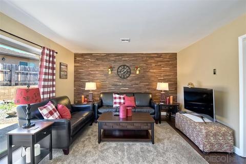 1651 Highlands View Rd, Alpine, CA 91901 photo 4