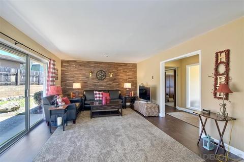 1651 Highlands View Rd, Alpine, CA 91901 photo 5