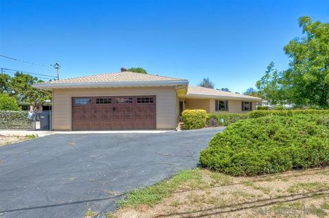 1651 Highlands View Rd, Alpine, CA 91901 photo 2