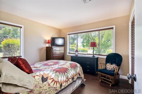1651 Highlands View Rd, Alpine, CA 91901 photo 17