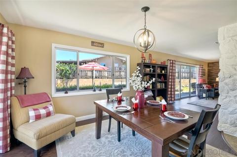1651 Highlands View Rd, Alpine, CA 91901 photo 9