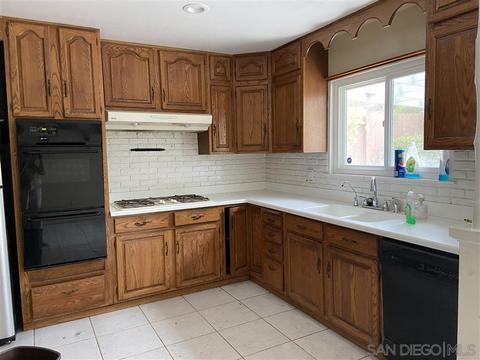 178 Cregar St, Oceanside, CA 92054 photo 4
