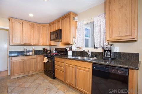 842 E 4th Ave, Escondido, CA 92025 photo 9