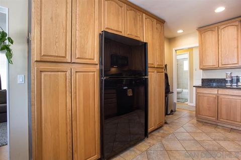 842 E 4th Ave, Escondido, CA 92025 photo 10