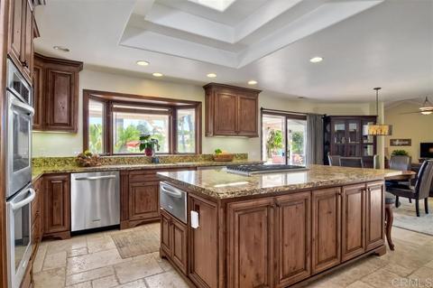 33 Gateview Dr, Fallbrook, CA 92028 photo 8