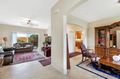 147 Kaden Ct, Fallbrook, CA 92028 photo 3