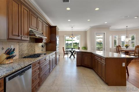 1045 Village Dr, Oceanside, CA 92057 photo 25