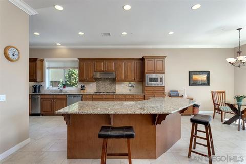 1045 Village Dr, Oceanside, CA 92057 photo 4