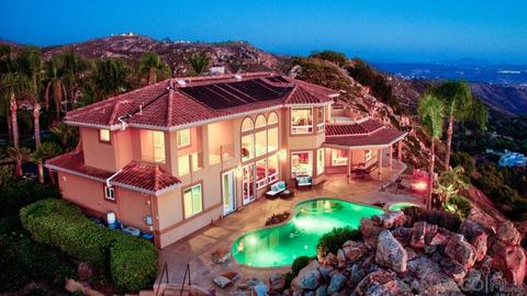 15177 Skyridge Rd, Poway, CA 92064 photo 2