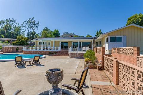 4544 Hillview Dr, La Mesa, CA 91941 photo 1