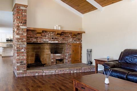 4544 Hillview Dr, La Mesa, CA 91941 photo 8