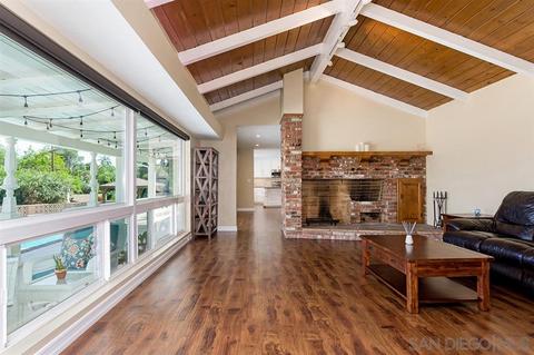 4544 Hillview Dr, La Mesa, CA 91941 photo 9