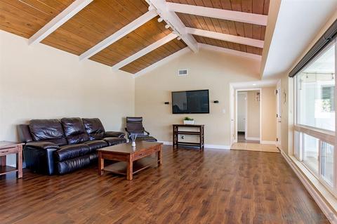 4544 Hillview Dr, La Mesa, CA 91941 photo 10