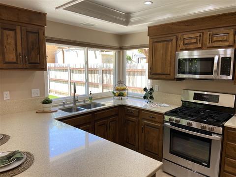 10866 Charing Cross Rd, Spring Valley, CA 91978 photo 6