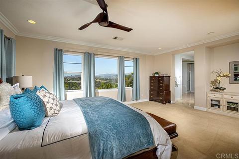 6332 Montecito Dr, Carlsbad, CA 92009 photo 16