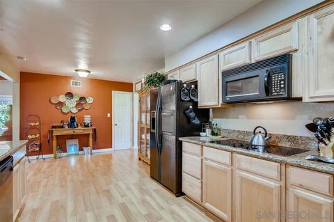 9561 Marilla Dr, Lakeside, CA 92040 photo 6
