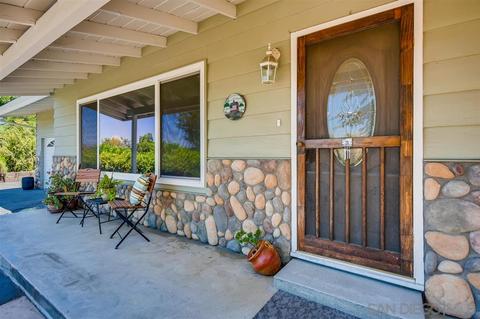 9561 Marilla Dr, Lakeside, CA 92040 photo 2