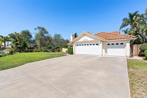 604 Edgewater Ave, Oceanside, CA 92057 photo 2