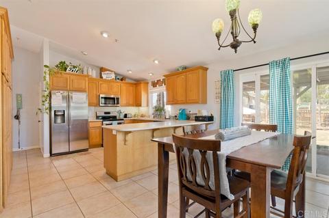 719 16th St, Ramona, CA 92065 photo 4